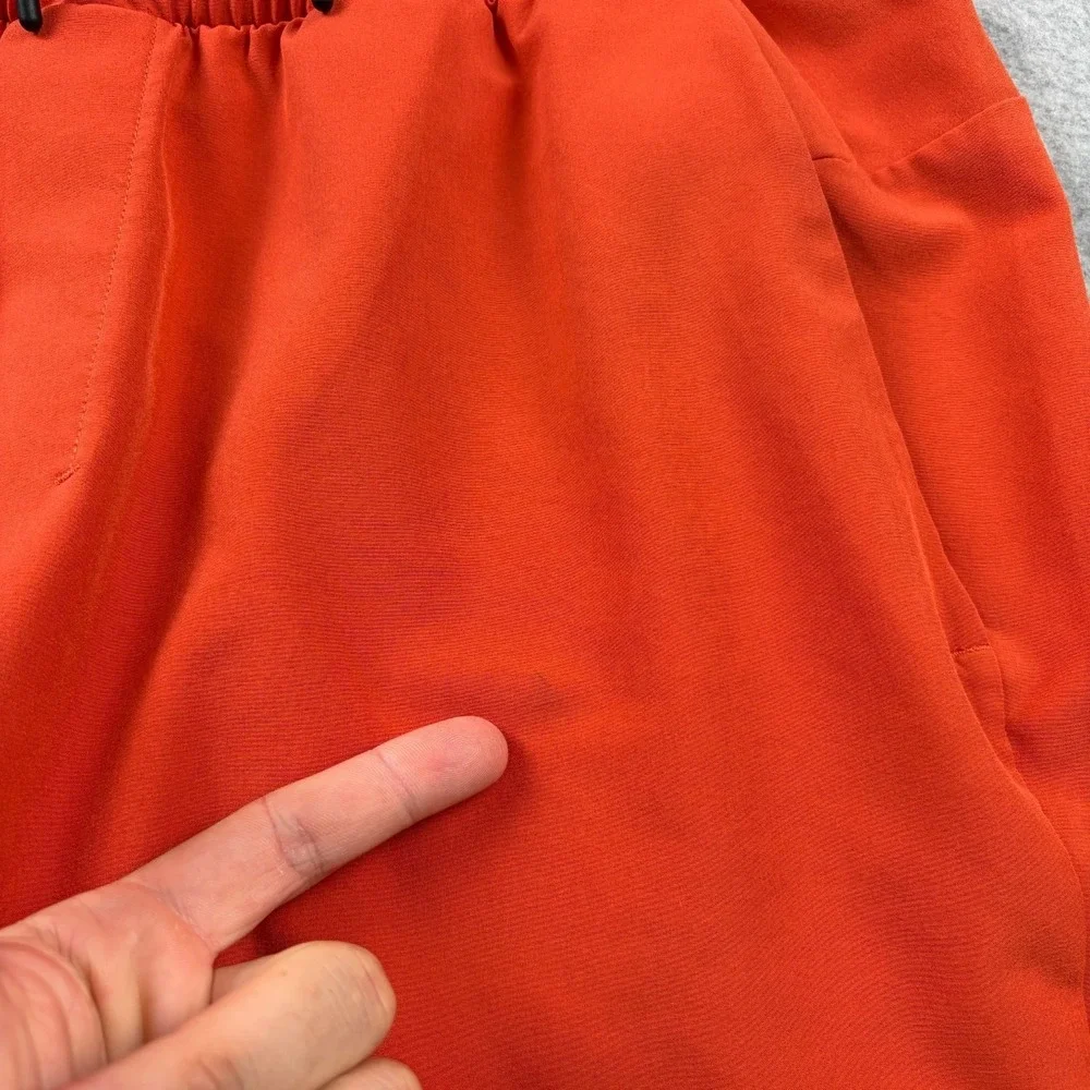 lululemon athletica small mark
